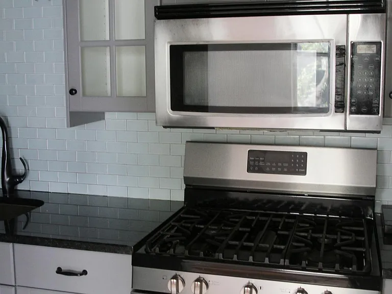 218 S 8th St #3F — Photo 10