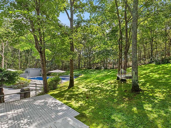 5th image of 48 Bob White Dr