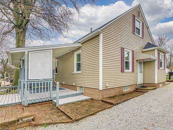 3rd image of 2606 Tifft St