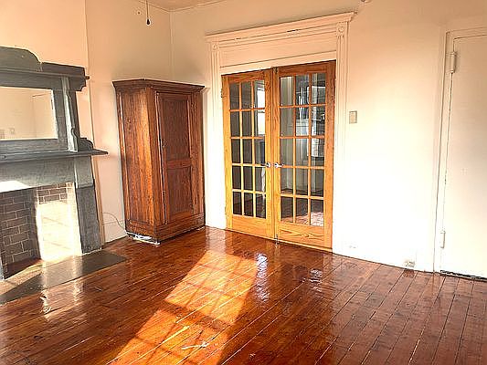 2nd image of 251 Lexington Ave APT 4L