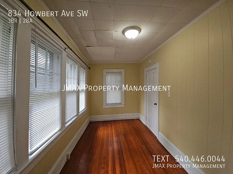 834 Howbert Ave SW — Photo 10