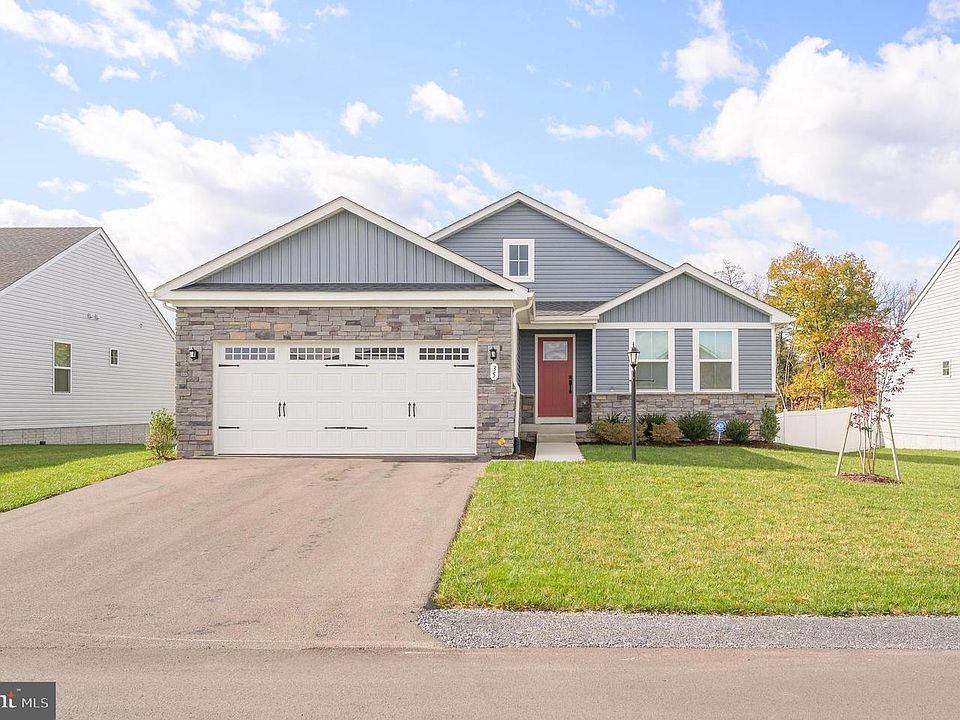 1st image of 35 Sutherland Way