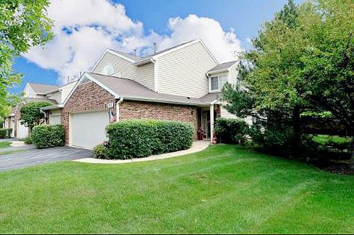 1st image of 473 Canterbury Dr