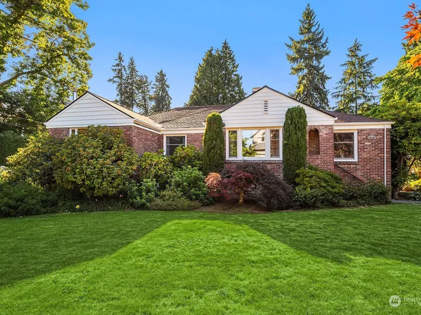 12247 Corliss Avenue N, Seattle, WA 98133