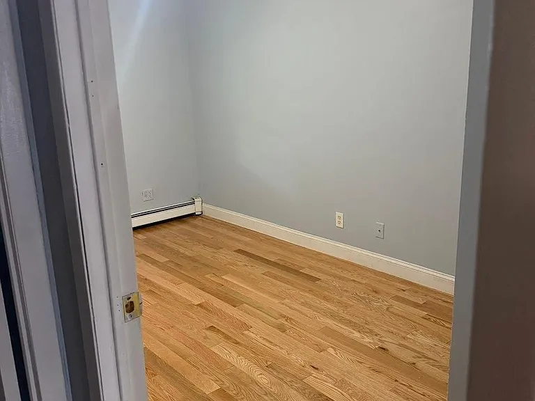 33 Harper Ct #1 — Photo 10