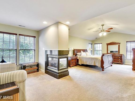 3rd image of 8023 Horicon Point Dr
