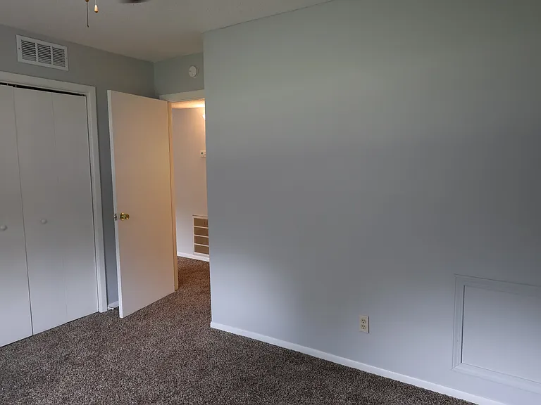205 Long St #2 — Photo 12
