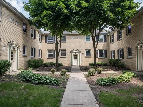 3464 N Dousman St, Milwaukee, WI 53212