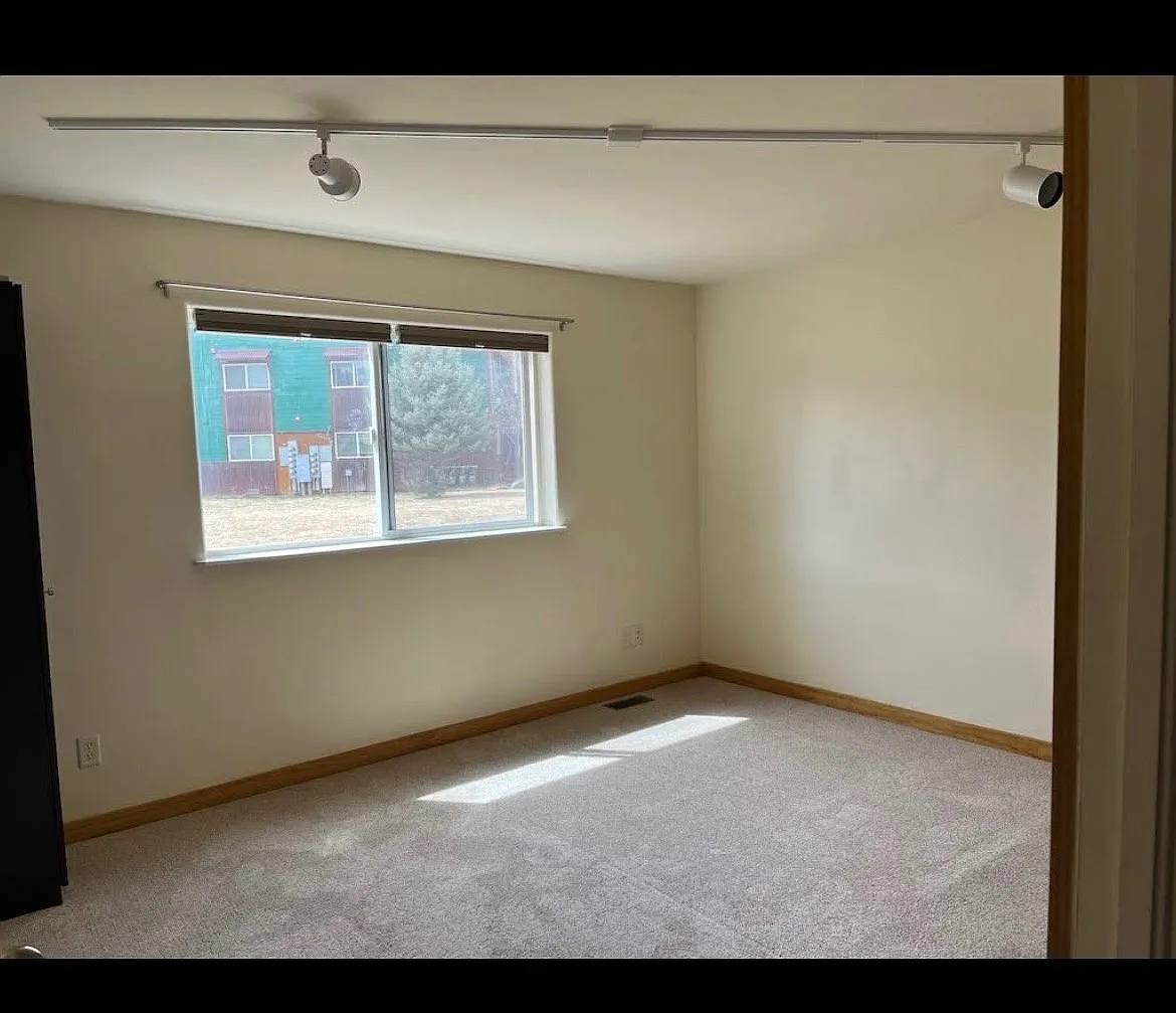 2 bed, $2,300 — Photo 4