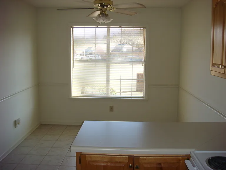 139 Halal Ct — Photo 3