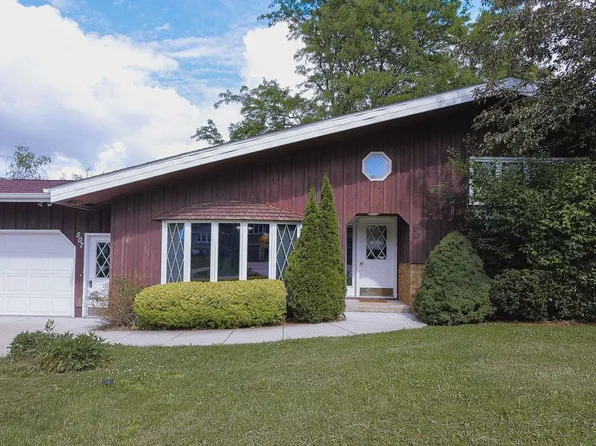 507 Park View Drive, Mount Horeb, WI 53572