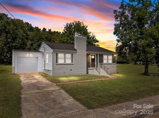 409 Shaver St, Salisbury, NC 28144