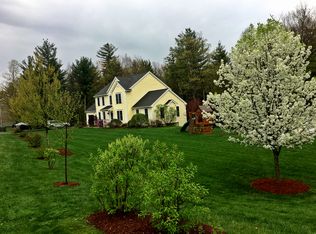 7 Settlement Ln, Milford, NH 03055