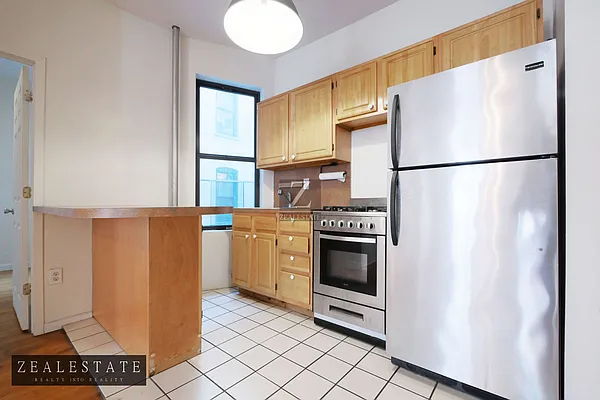 Rented by ZealEstate Group Inc | media 20