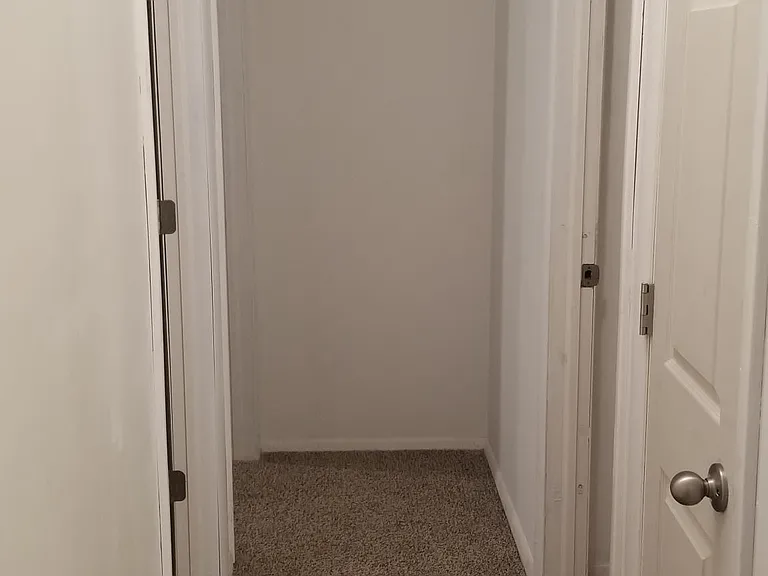 881 Albany Post Rd #10 — Photo 15