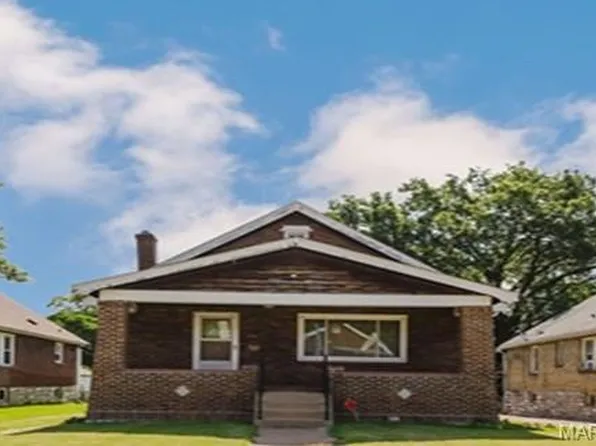 8554 Drury Ln, Saint Louis, MO 63147