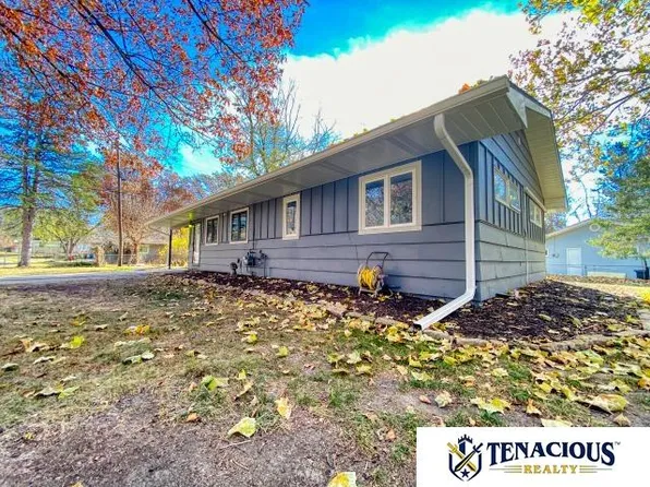 7101 Joyce Ave, Lincoln, NE 68505
