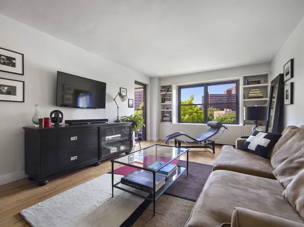 415 Grand Street image 1 of 5