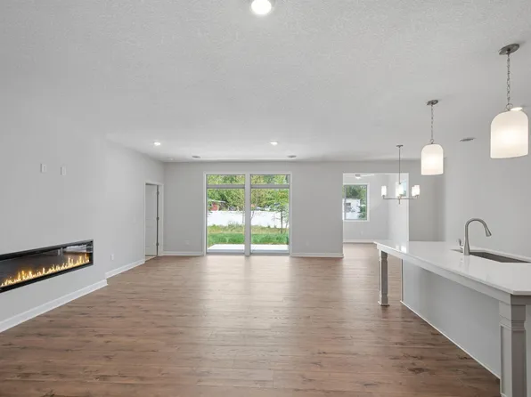 17725 Everest Ave, Lakeville, MN 55044