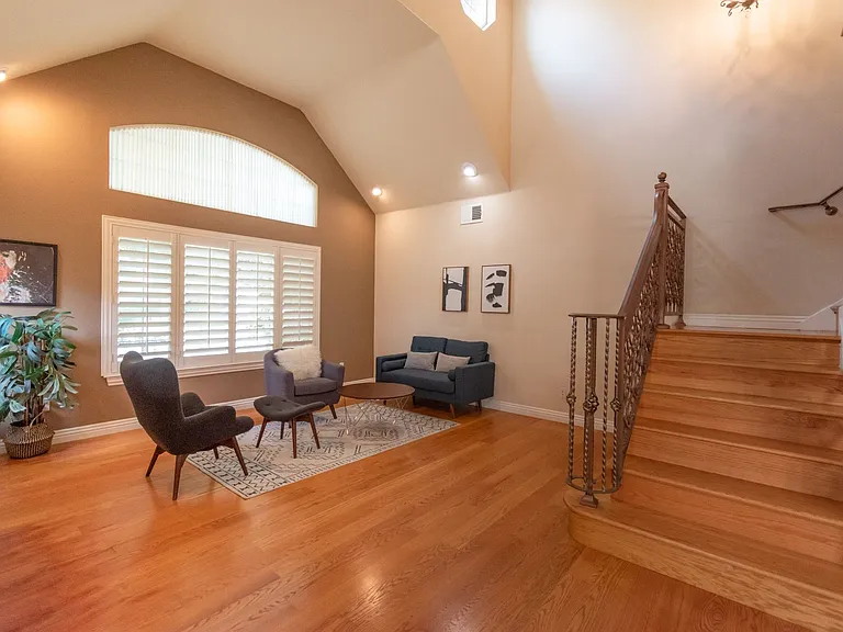 1547 Deluca Dr — Photo 3