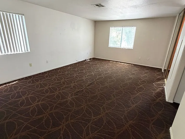 5264 Sacha Way — Photo 15