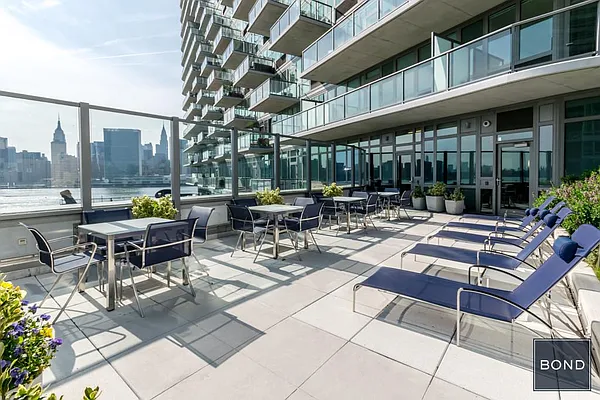 Rented by Bond New York | media 10