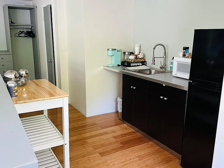 8 Ansari Ct — Photo 8