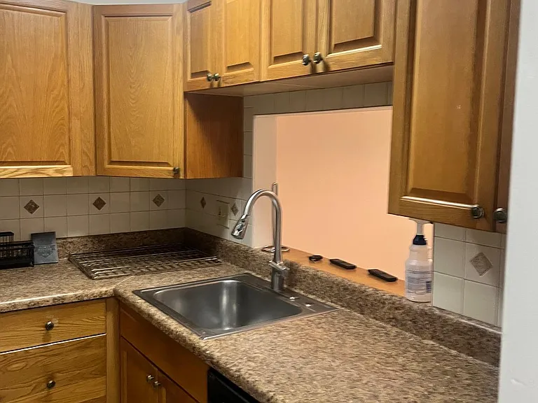 2900 NW 47th Ter #105B — Photo 7