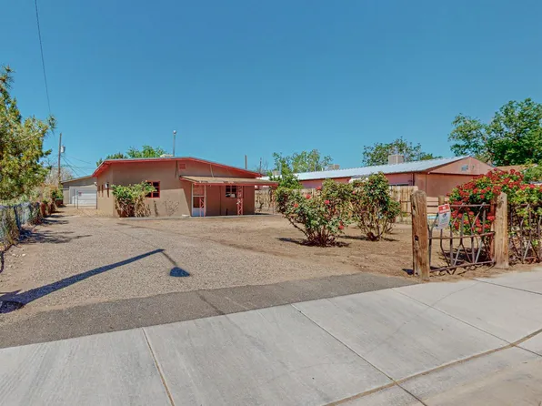 623 Espanola St SE, Albuquerque, NM 87108