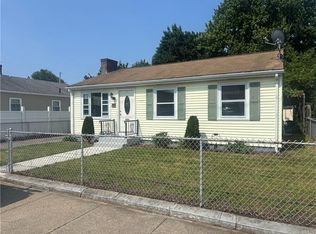 79 Memorial Dr, Pawtucket, RI 02860