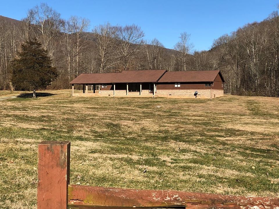 1st image of 16192 Moccasin Cir
