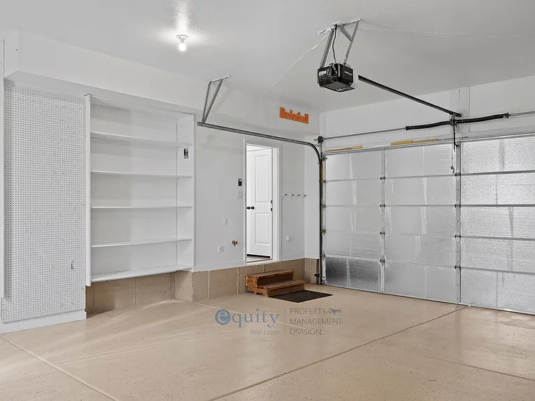 10539 S Liv Way — Photo 22