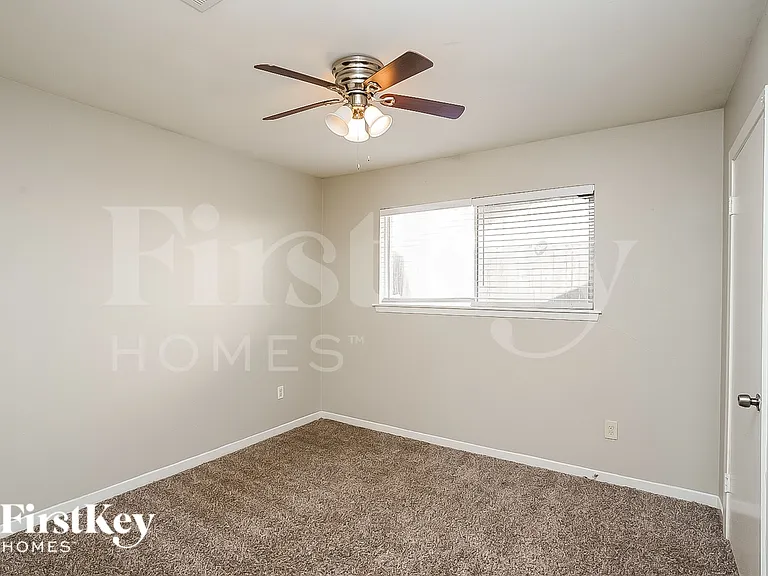 10423 Collingswood Rd — Photo 13