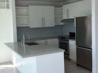 2207 Ocean Front Walk, Venice, CA 90291