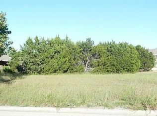 1200 Beaverbrook Ln, Desoto, TX 75115