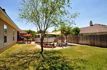 2nd image of 810 Willow Knoll Cv