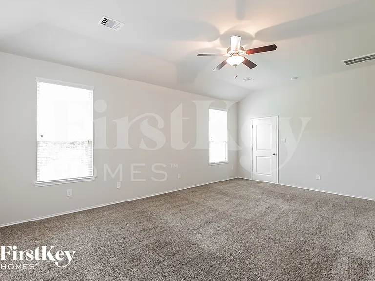 4711 Creekside Haven Trl — Photo 7