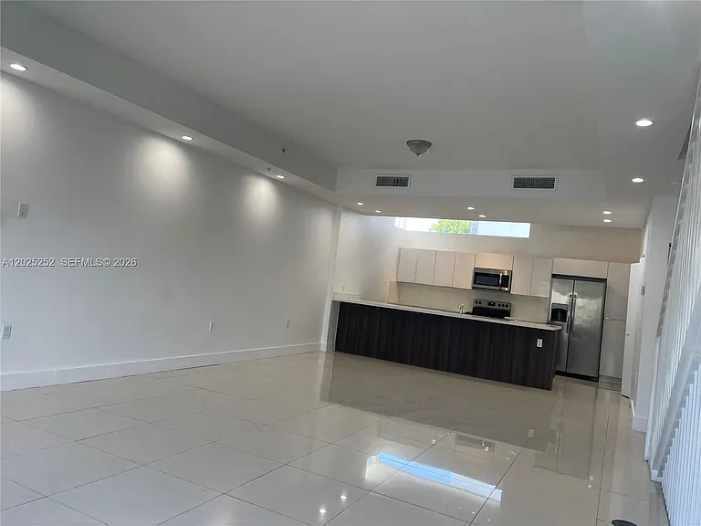 1813 Madison St #3 — Photo 8