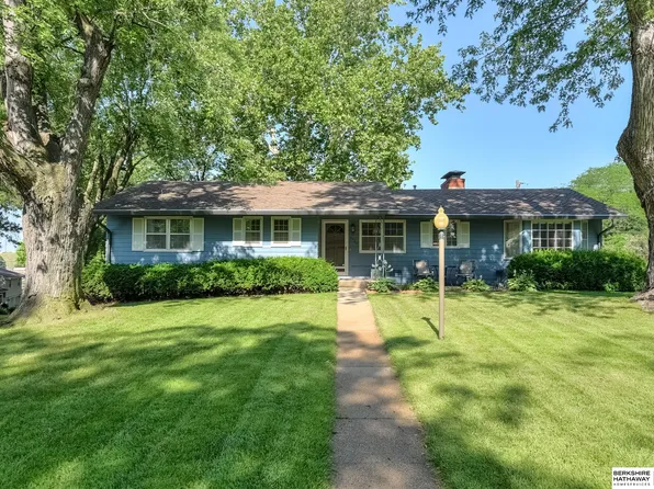 3346 S 107th St, Omaha, NE 68124