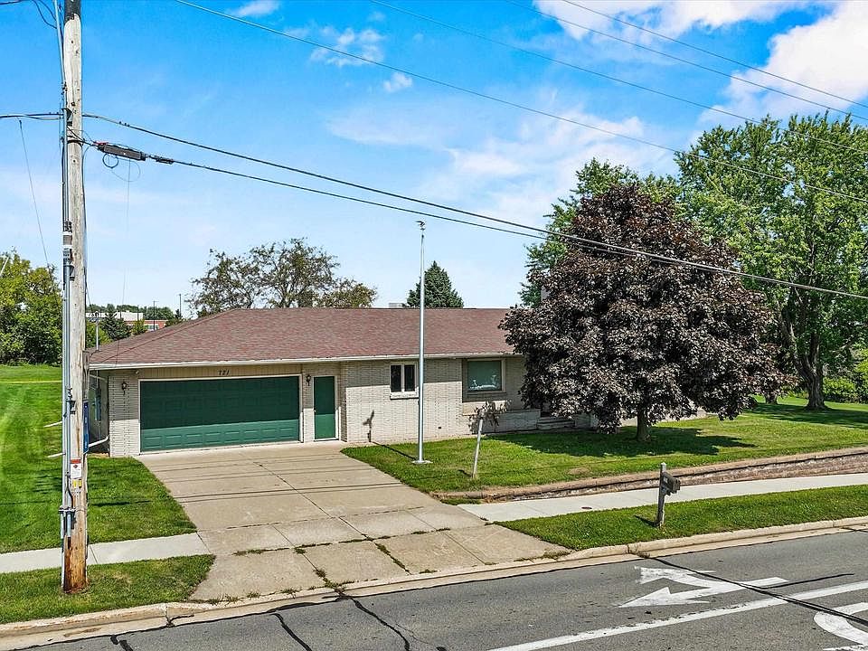 1st image of 721 W UPHAM STREET