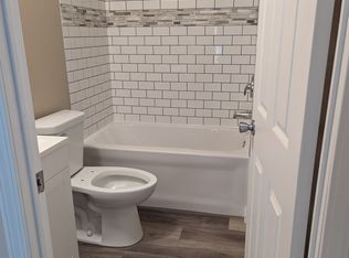 112 W Hammontree St, Larwill, IN 46764