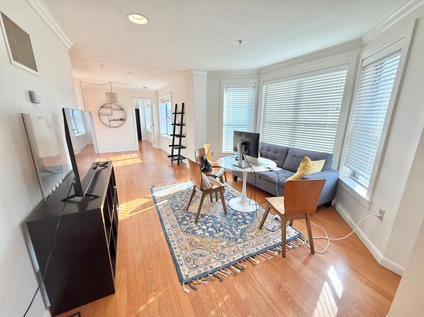 120 Mountfort St #320