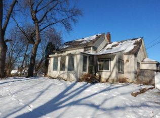 2034 Cottage Ave E, Saint Paul, MN 55119