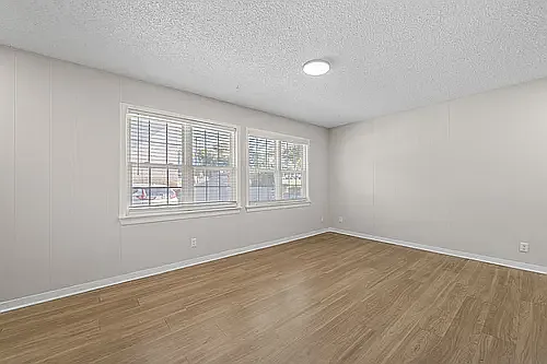 Pease Parkside Apartments — Photo 27