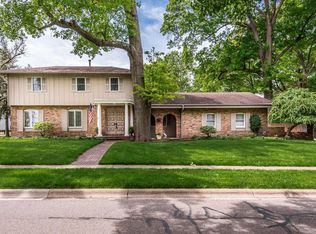363 Highland Ave, Worthington, OH 43085