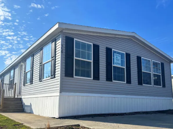 24 Oak Dr #Oa24, Hamlin, NY 14464