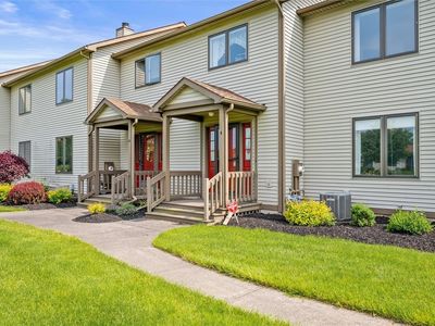 8 Harrier Cir, Rochester, NY, 14623