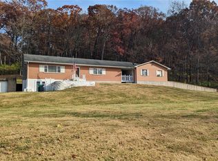 4200 Rock Creek Valley Rd, High Ridge, MO 63049
