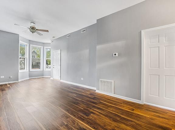 2nd image of 3522 W Cortland St #1