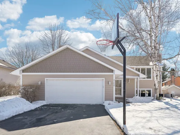 4258 Daniel Dr, Eagan, MN 55123